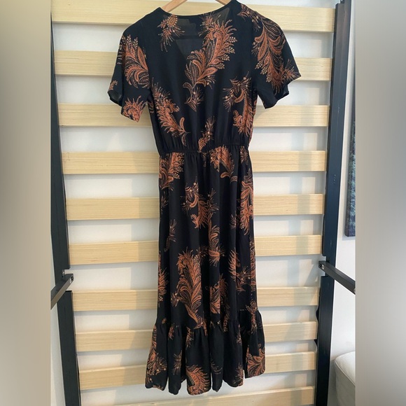 Maxi Black Paisley Dress - Picture 2 of 3